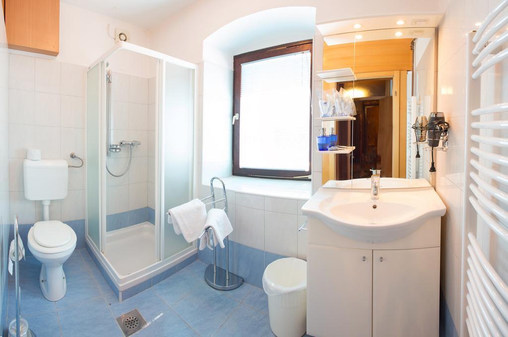 Guest House Gostisce Gacnk V Logu 采尔克诺 客房 照片